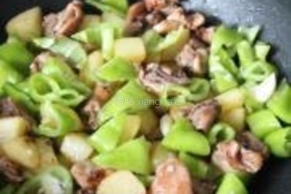 土豆烧鸡的做法图解7