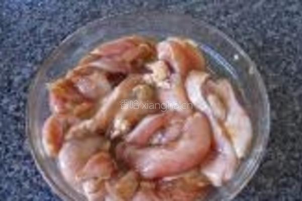 荷兰豆鸡腿炒面的做法图解4