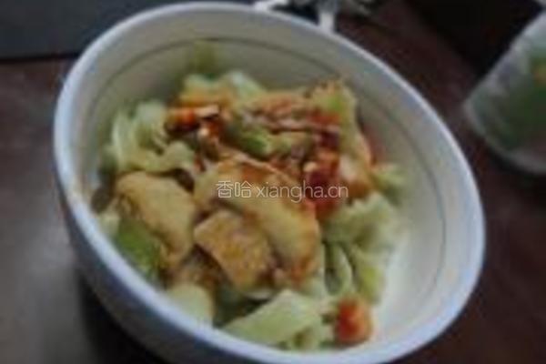 香肠口蘑菠菜面的做法图解9