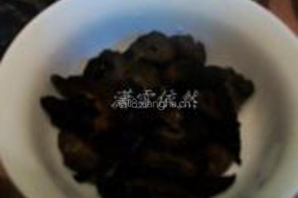 三鲜烧海参的做法图解3