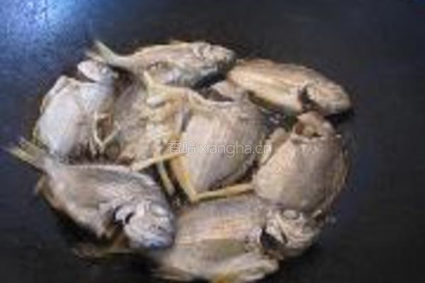生菜鱼粥的做法图解2