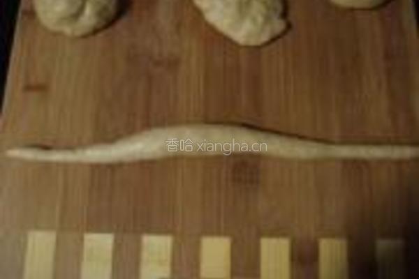 玉米肠肉桂面包卷的做法图解9