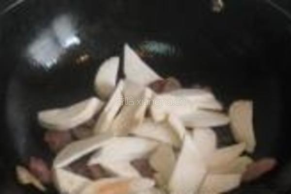 番茄杏鲍菇炒香肠的做法图解4