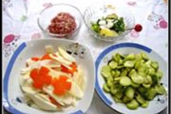 茭白炒蚕豆的做法图解1
