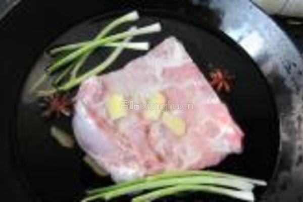 梅干菜扣肉的做法图解3