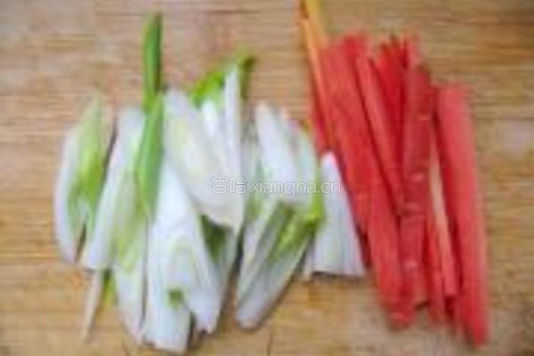 香干鸡蛋炒细面的做法图解2