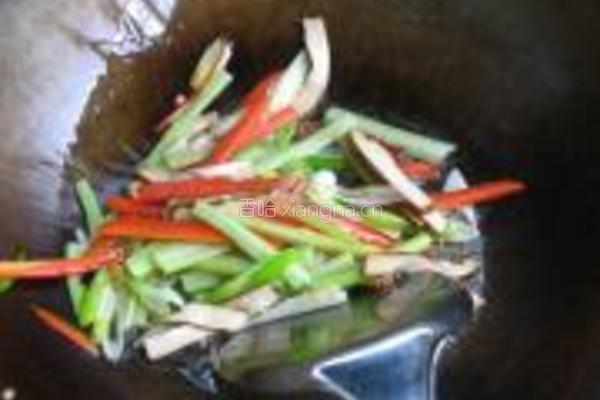 香干鸡蛋炒细面的做法图解5