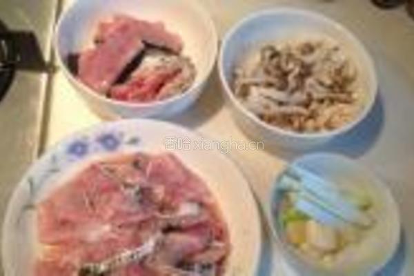 菌菇黑鱼片的做法图解5