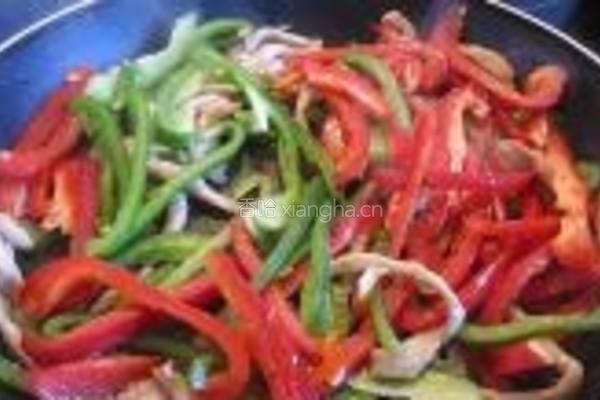 鸡丝炒青红椒腰果的做法图解6