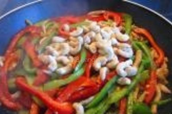 鸡丝炒青红椒腰果的做法图解9