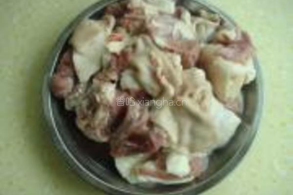 白萝卜炖羊肉的做法图解1