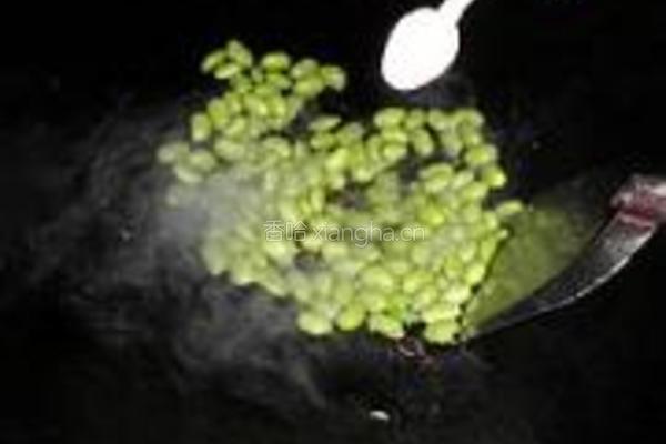 辣椒毛豆炒双菇的做法图解4