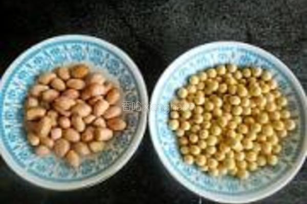 花生豆浆的做法图解1