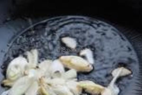 油焖基围虾的做法图解3