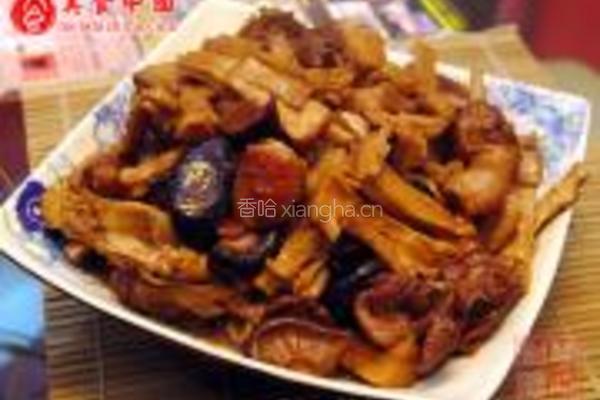 笋干焖鸭的做法图解10