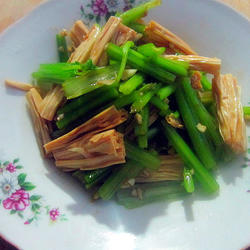 凉拌芹菜腐竹的做法[图]