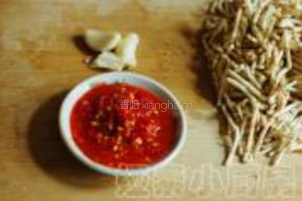 剁辣子炒臭菜根的做法图解4