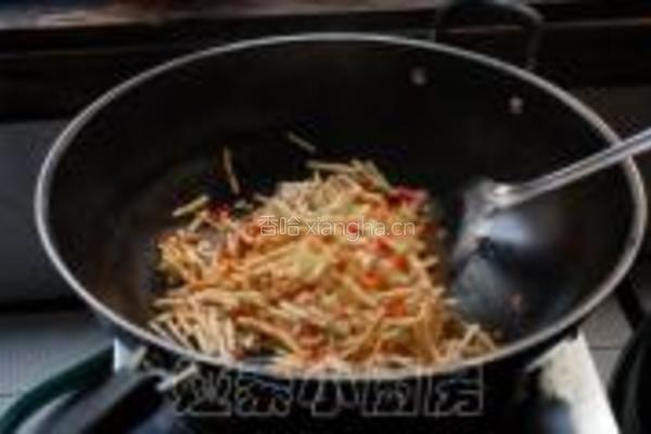 剁辣子炒臭菜根的做法图解6