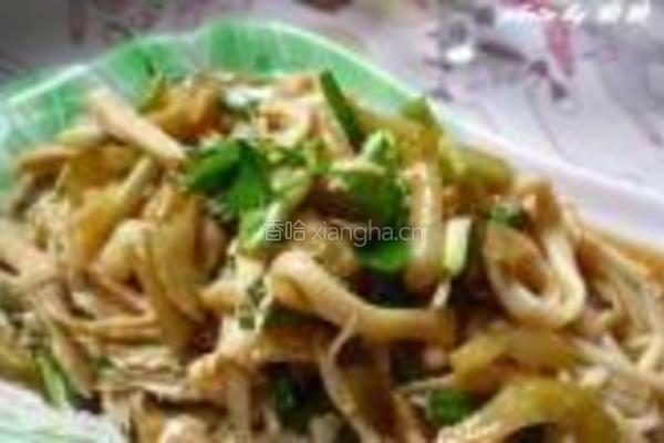 榨菜鸡丝拌金针菇的做法图解9