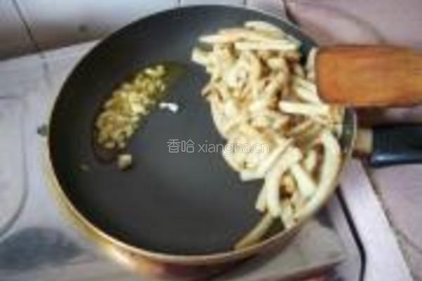 辣椒炒茄丝的做法图解5