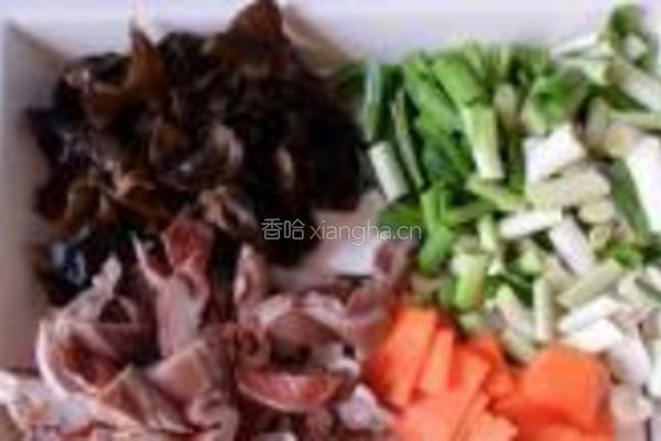 青蒜肚片的做法图解1