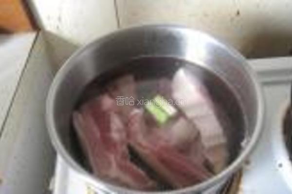 笋干扣肉的做法图解2