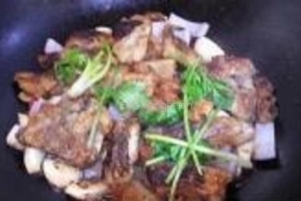 大蒜炆鱼的做法图解11