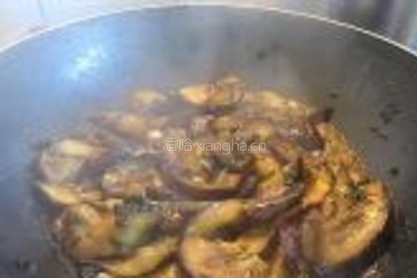 紫苏蒜头豆豉炒茄子的做法图解8