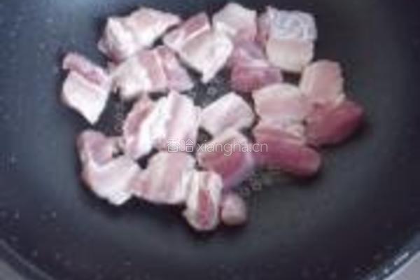 红烧肉炖蘑菇的做法图解2
