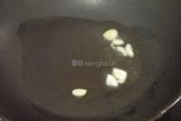 芹菜炒口蘑的做法图解4