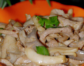 草菇肉片