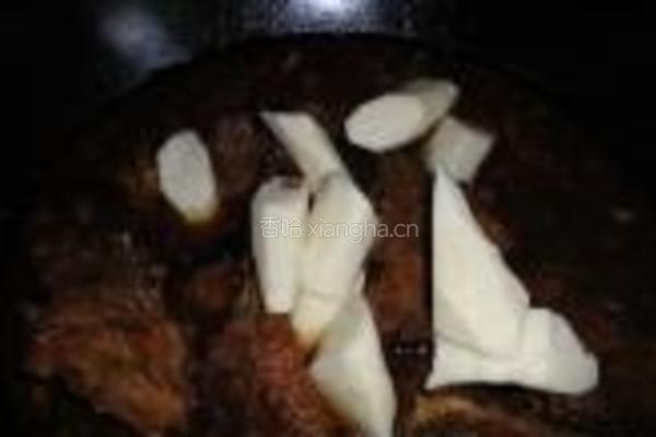 山药香菇烧排骨的做法图解6