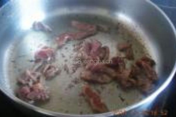 芹菜炒猪肉的做法图解1