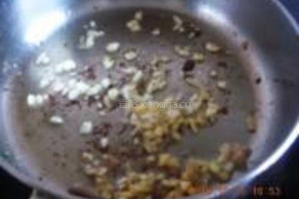 芹菜炒猪肉的做法图解2