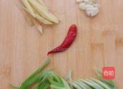 香煎鸡腿肉的做法图解1