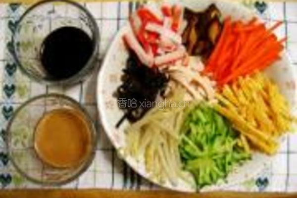 五彩鸡丝拌面的做法图解6
