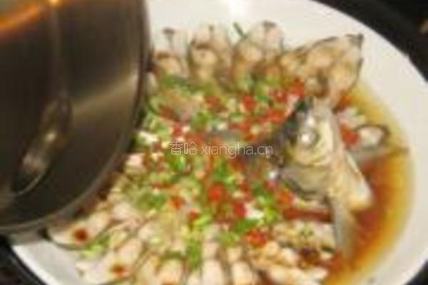 孔雀开屏鱼的做法图解11