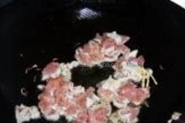 大葱爆肉的做法图解4