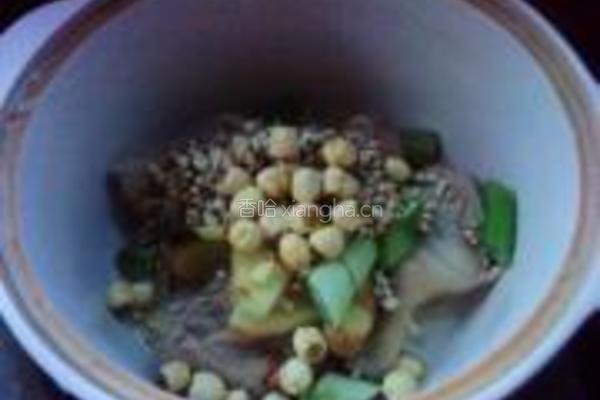 莲子薏米煲鸭汤的做法图解9