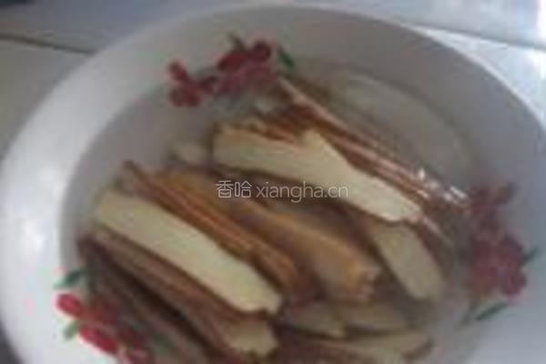 茼蒿拌豆干的做法图解5