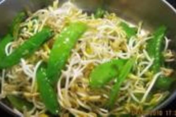自发绿豆芽炒荷豆牛肉的做法图解4