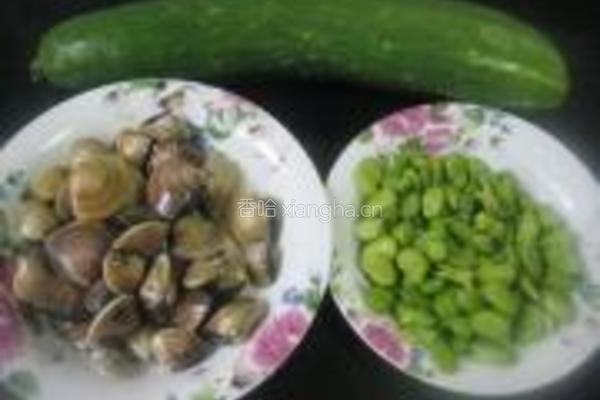 黄瓜豆瓣蛤蜊汤的做法图解1
