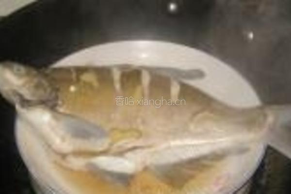 多味鳊鱼的做法图解3
