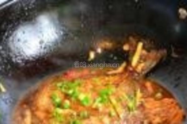 干烧鲳鱼的做法图解9