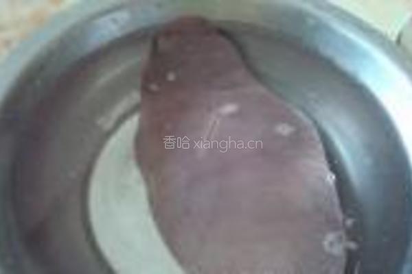 爆炒羊肝的做法图解2