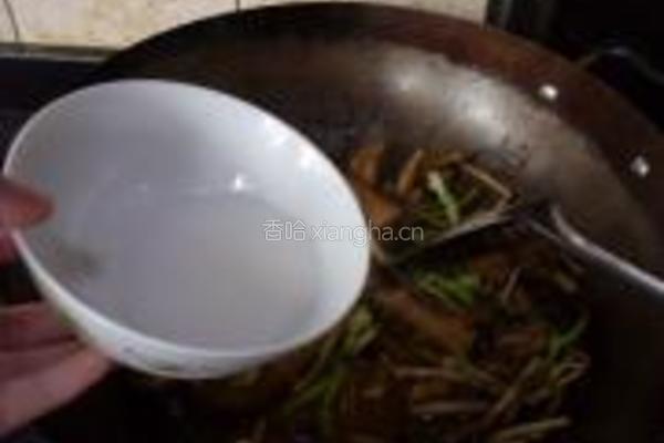 茶树菇烧凤爪的做法图解10
