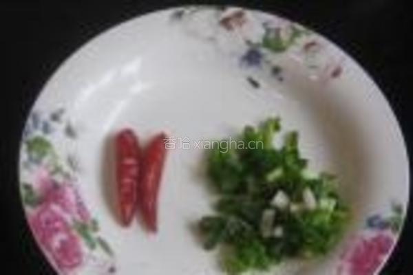 素炒辣味黄豆芽的做法图解2