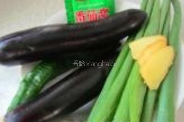 烧虎皮茄子的做法图解1