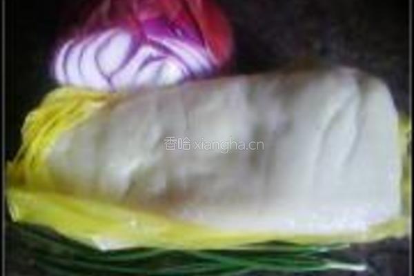 洋葱烧米豆腐的做法图解1