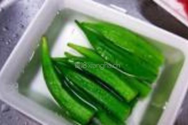 秋葵牛肉卷的做法图解4